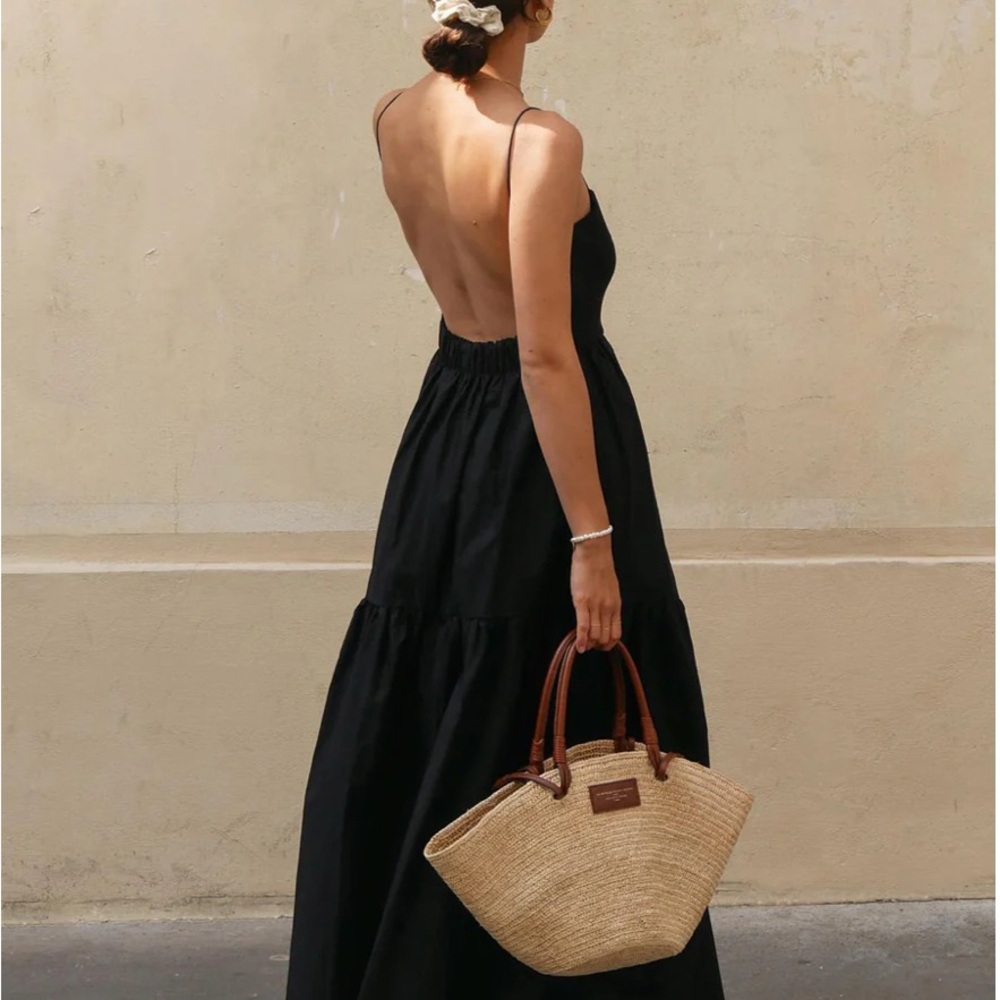 Chic Black Backless Evening Dress